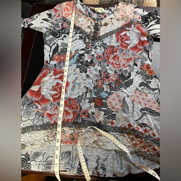 One World tunic top size large - Picture 8 of 8